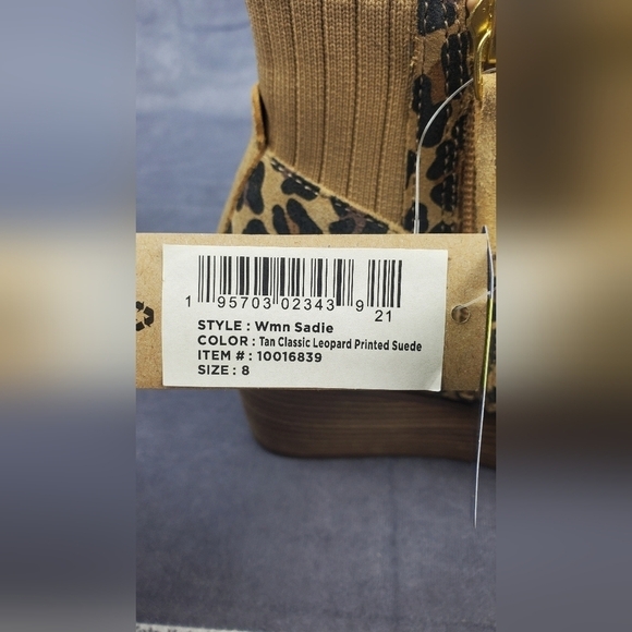 TOMS Sadie Tan Classic Leopard print Suede Women's Wedge heel Boot Size 8 - Picture 11 of 14